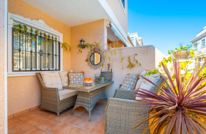 Resale - Apartment / Flat - Orihuela Costa - La Regia