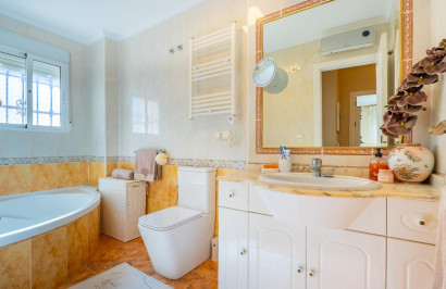 Resale - Apartment / Flat - Orihuela Costa - La Regia