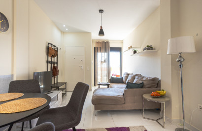Resale - Apartment / Flat - Los Altos