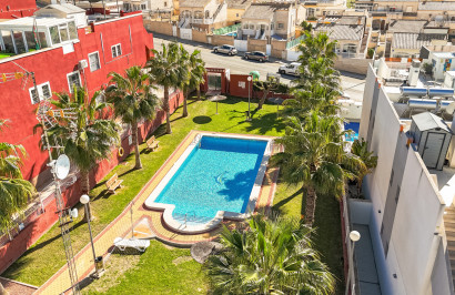 Resale - Apartment / Flat - Los Altos