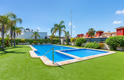 Resale - Apartment / Flat - Orihuela Costa - Las Filipinas