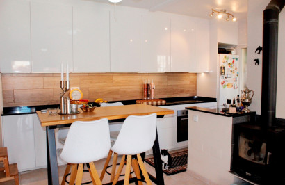 Reventa - Villa independiente - Villamartín - PAU 8