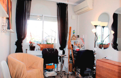 Reventa - Villa independiente - Villamartín - PAU 8