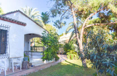 Resale - Detached Villa - Orihuela Costa - Punta Prima