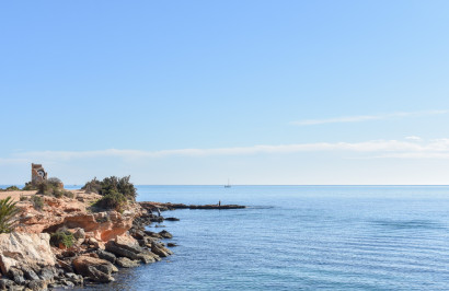 Reventa - Villa independiente - Orihuela Costa - Punta Prima