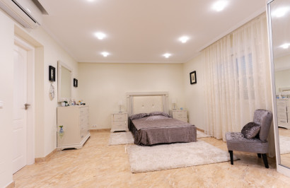 Reventa - Villa Pareada - Torrevieja - Los Balcones