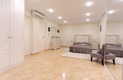 Reventa - Villa Pareada - Torrevieja - Los Balcones