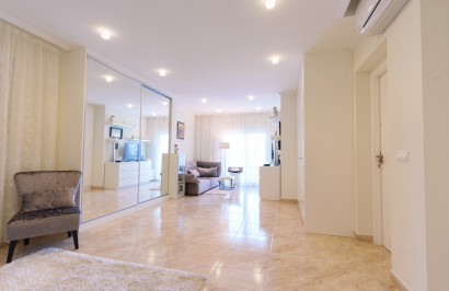 Reventa - Villa Pareada - Torrevieja - Los Balcones