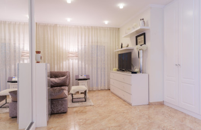 Reventa - Villa Pareada - Torrevieja - Los Balcones