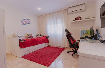 Reventa - Villa Pareada - Torrevieja - Los Balcones
