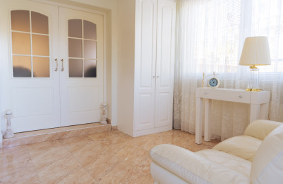 Reventa - Villa Pareada - Torrevieja - Los Balcones