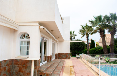 Resale - Detached Villa - Cartagena - La Manga del Mar Menor
