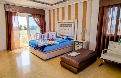 Resale - Detached Villa - Torrevieja - La Mata