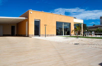 Reventa - Villa Pareada - Torrevieja - La Siesta - El Salado - Torreta