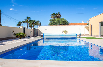 Reventa - Villa Pareada - Torrevieja - La Siesta - El Salado - Torreta