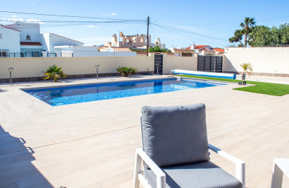 Reventa - Villa Pareada - Torrevieja - La Siesta - El Salado - Torreta
