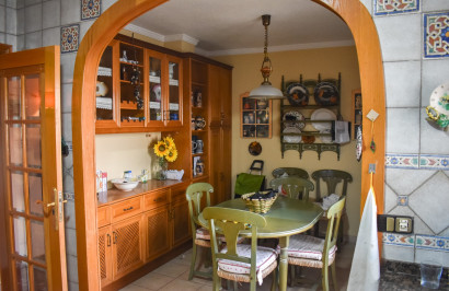 Resale - Apartment / Flat - Torrevieja - Torrevieja Centro