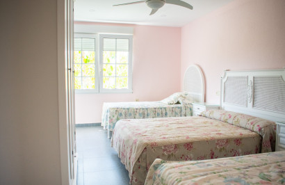 Reventa - Villa independiente - Orihuela Costa - MUY CERCA DE LA PLAYA