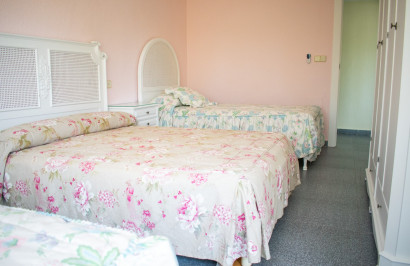 Reventa - Villa independiente - Orihuela Costa - MUY CERCA DE LA PLAYA