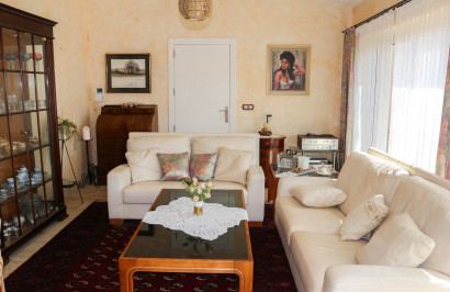 Resale - Detached Villa - Los Urrutias