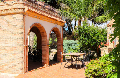 Resale - Detached Villa - Los Urrutias