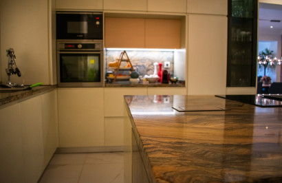 Resale - Apartment / Flat - Torrevieja - Torrevieja Centro