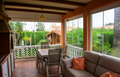 Reventa - Villa Pareada - Orihuela Costa - MUY CERCA DE LA PLAYA