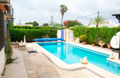 Reventa - Villa Pareada - Orihuela Costa - MUY CERCA DE LA PLAYA