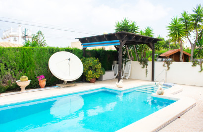 Reventa - Villa Pareada - Orihuela Costa - MUY CERCA DE LA PLAYA