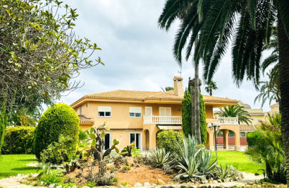 Resale - Detached Villa - Cartagena - La Manga del Mar Menor