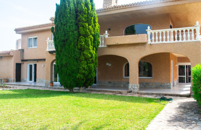 Resale - Detached Villa - Cartagena - La Manga del Mar Menor