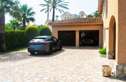 Resale - Detached Villa - Cartagena - La Manga del Mar Menor