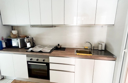 Reventa - Apartamento / Piso - Torrevieja - Centro