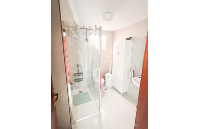Reventa - Apartamento / Piso - Torrevieja - Centro
