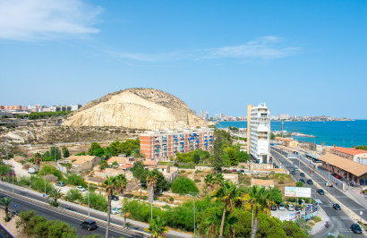 Resale - Apartment / Flat - Alicante - Casco antiguo