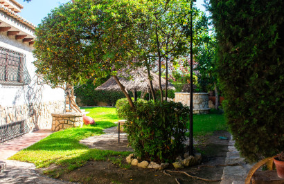 Resale - Detached Villa - Alicante - Albufereta