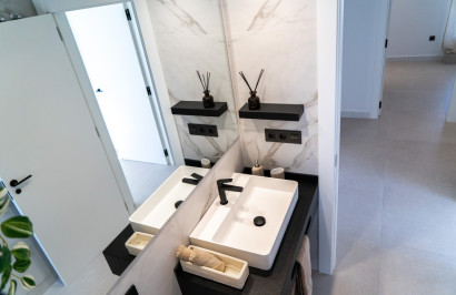 Reventa - Apartamento / Piso - Orihuela Costa - La Zenia