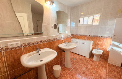 Reventa - Finca / Propiedad de Campo - Crevillente