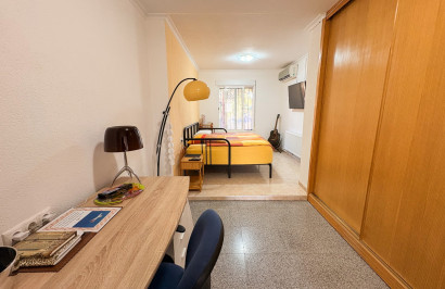 Reventa - Finca / Propiedad de Campo - Crevillente