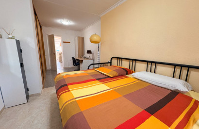 Reventa - Finca / Propiedad de Campo - Crevillente