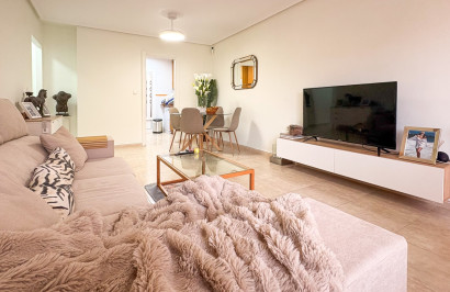 Resale - Semi - Detached Villa - Arenales del Sol - Arenales Del Sol