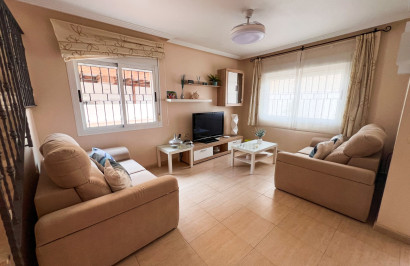 Herverkoop - Halfvrijstaande villa - Pilar de la Horadada