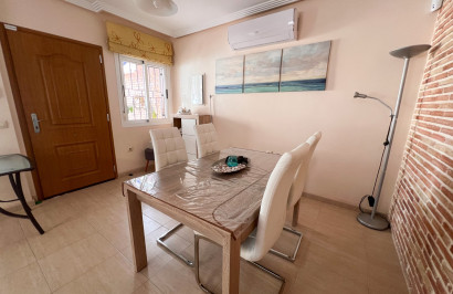 Herverkoop - Halfvrijstaande villa - Pilar de la Horadada