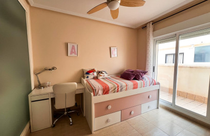 Herverkoop - Halfvrijstaande villa - Pilar de la Horadada