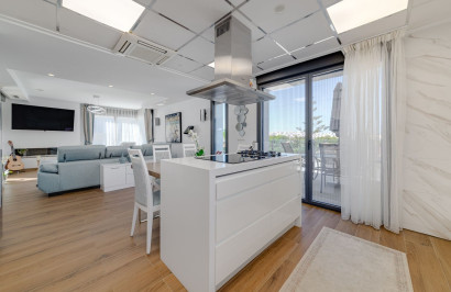 Herverkoop - Vrijstaande villa - Torrevieja