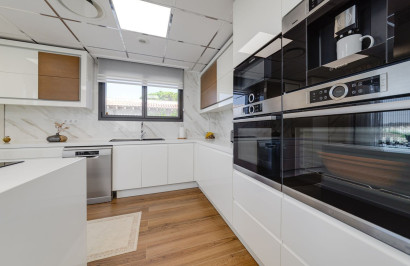 Herverkoop - Vrijstaande villa - Torrevieja