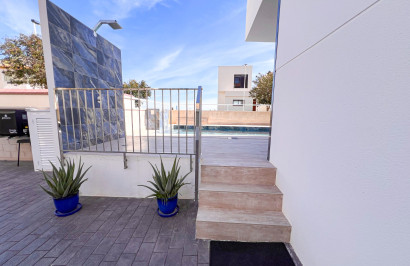 Reventa - Apartamento / Piso - Guardamar del Segura - Urbanizaciones