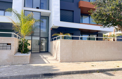 Reventa - Apartamento / Piso - Guardamar del Segura - Urbanizaciones