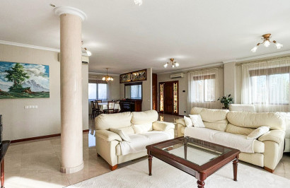 Reventa - Villa independiente - Ciudad Quesada - Cuidad quesada