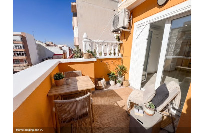 Resale - Apartment / Flat - Torrevieja